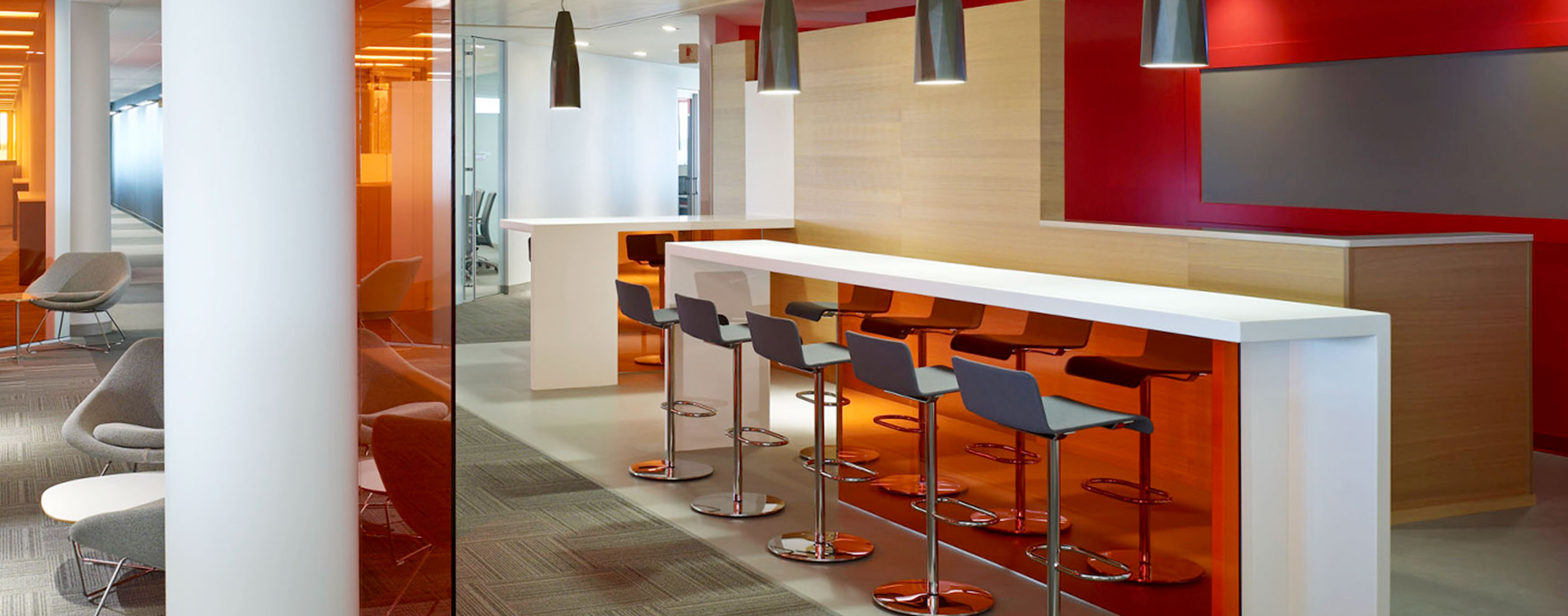 One of many informal meeting areas at the Cardinal Health Corporate Headquarters, designed by OHM Advisors.