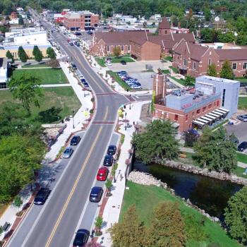 An aerial view of Fenton, Michigan’s downtown streetscape and road rehabilitation project, led by OHM Advisors.