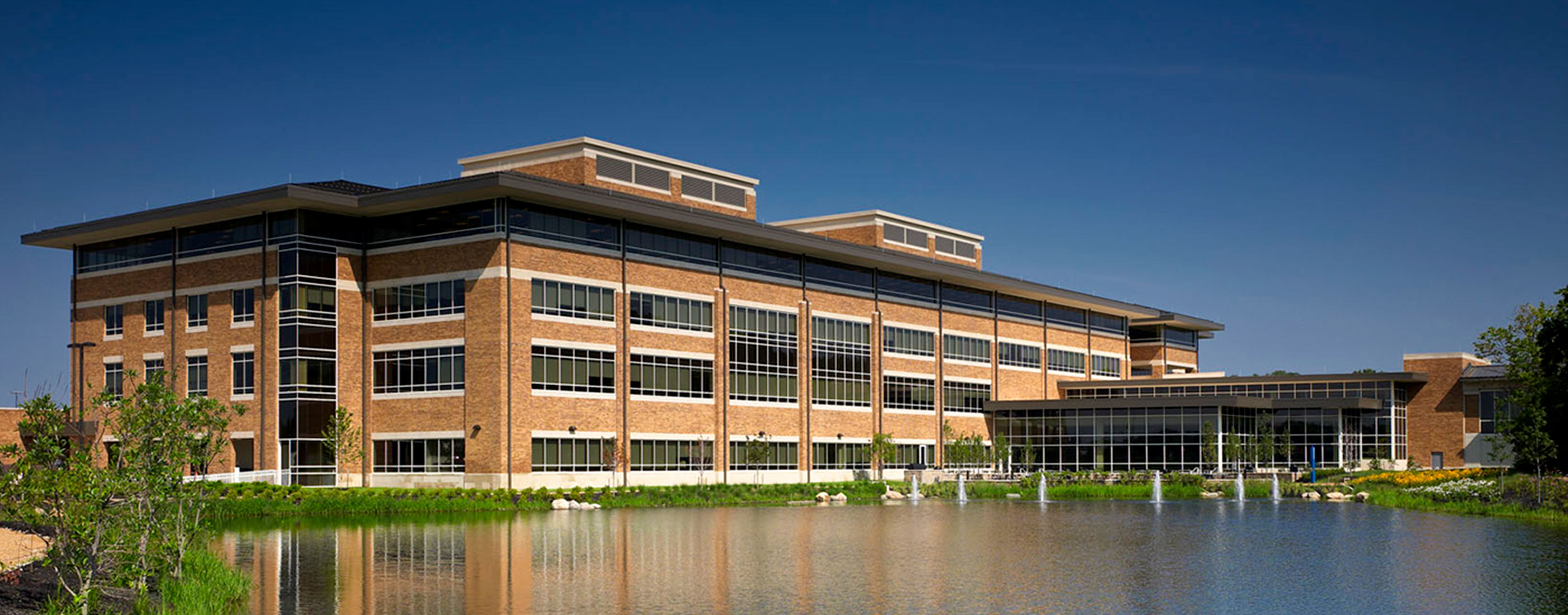 The traditional design of Cardinal Health’s headquarters, designed by OHM Advisors, belies a highly collaborative and open interior.