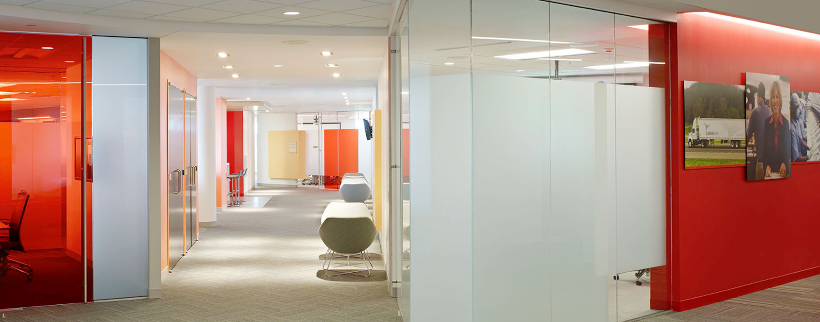 Informal meeting areas at the Cardinal Health Corporate Headquarters include bright lighting.