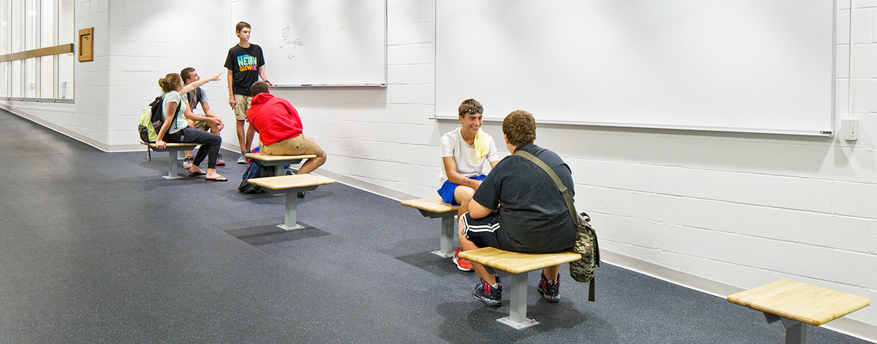 Students in Marysville’s STEM High School, designed by OHM Advisors, collaborate on learning projects in shared spaces.