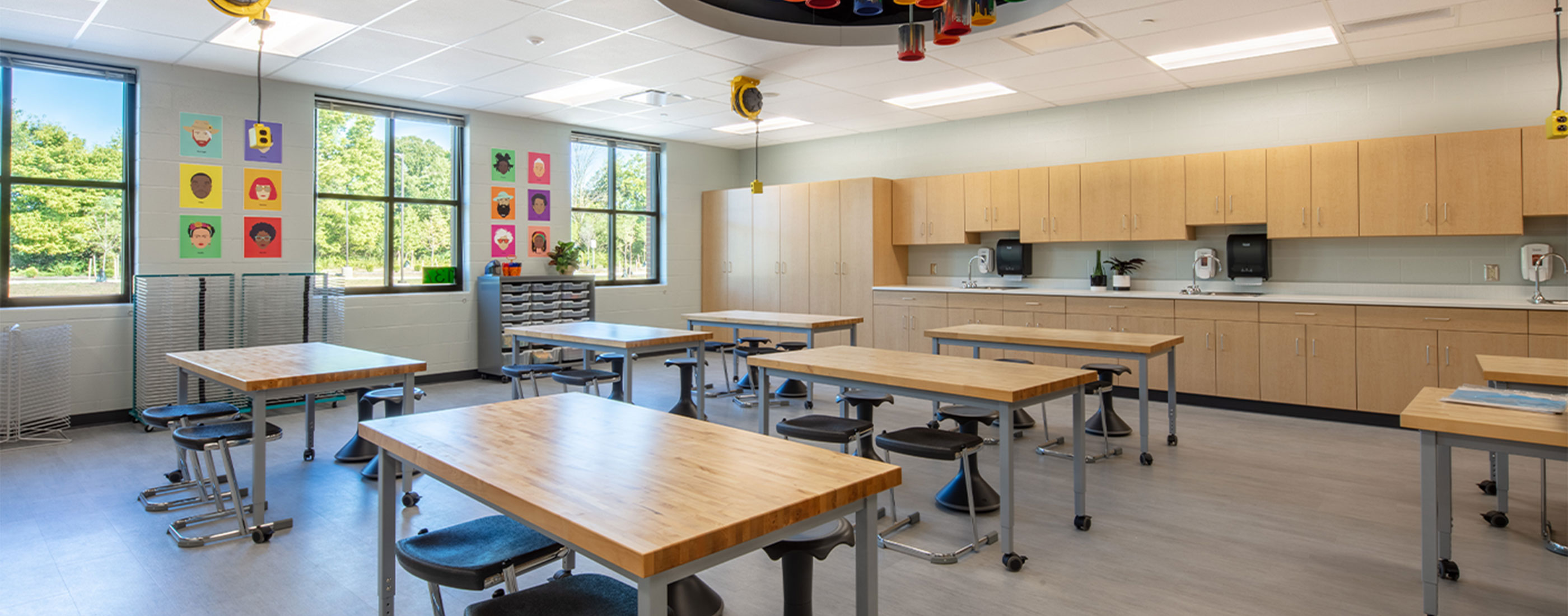 Dublin City Schools, Hopewell Elementary School art room