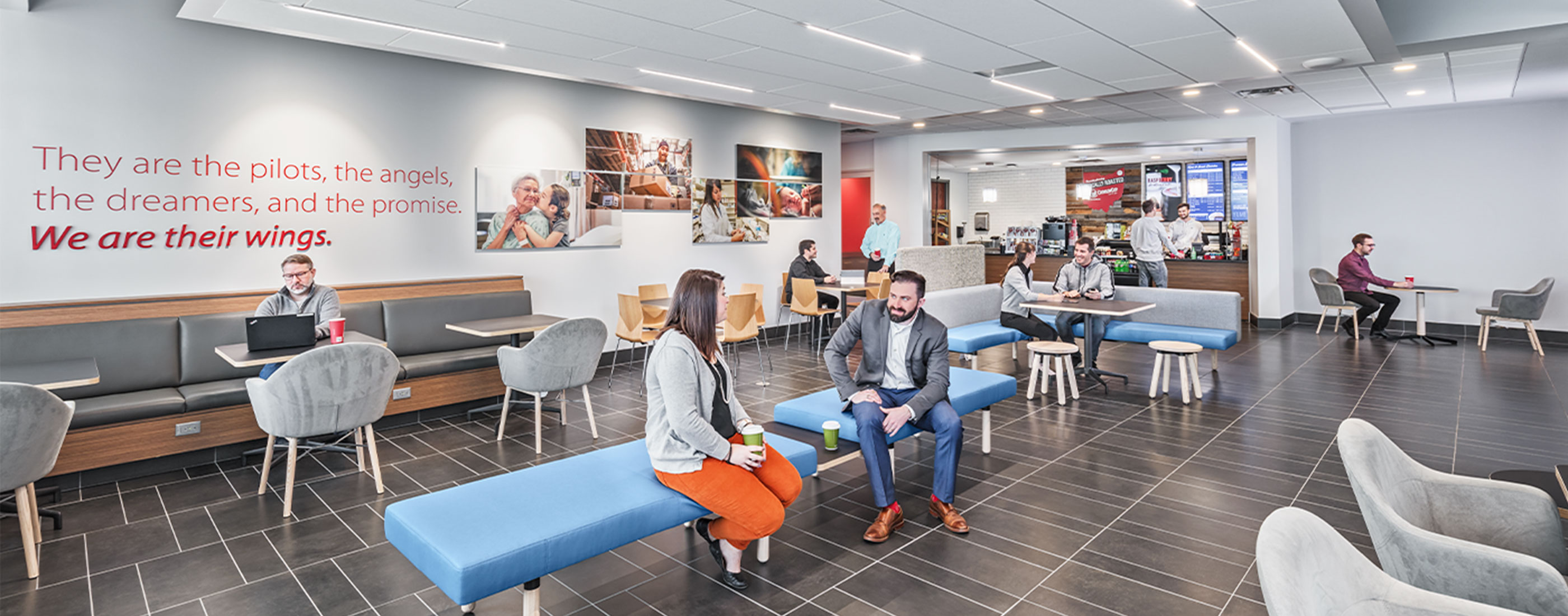 Cardinal Health South Campus cafeteria and sitting area