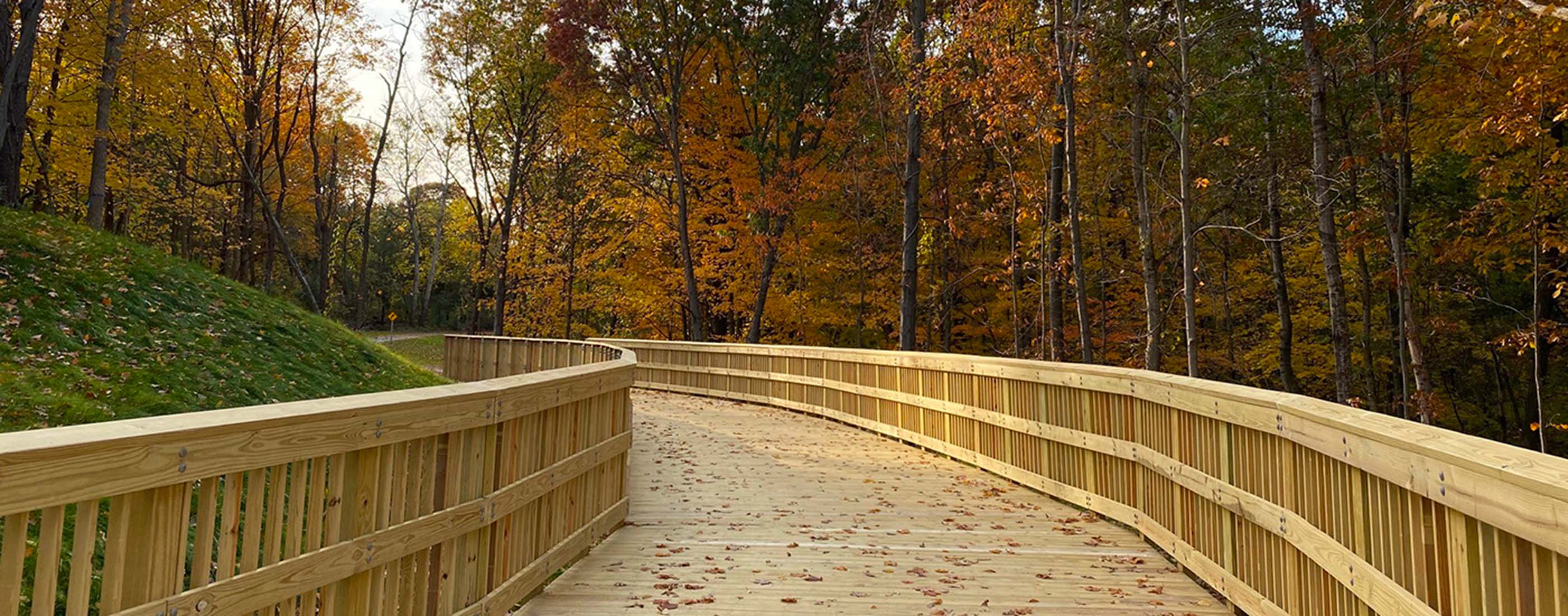 Looking west on Clarkston Regional Pathway boardwalk