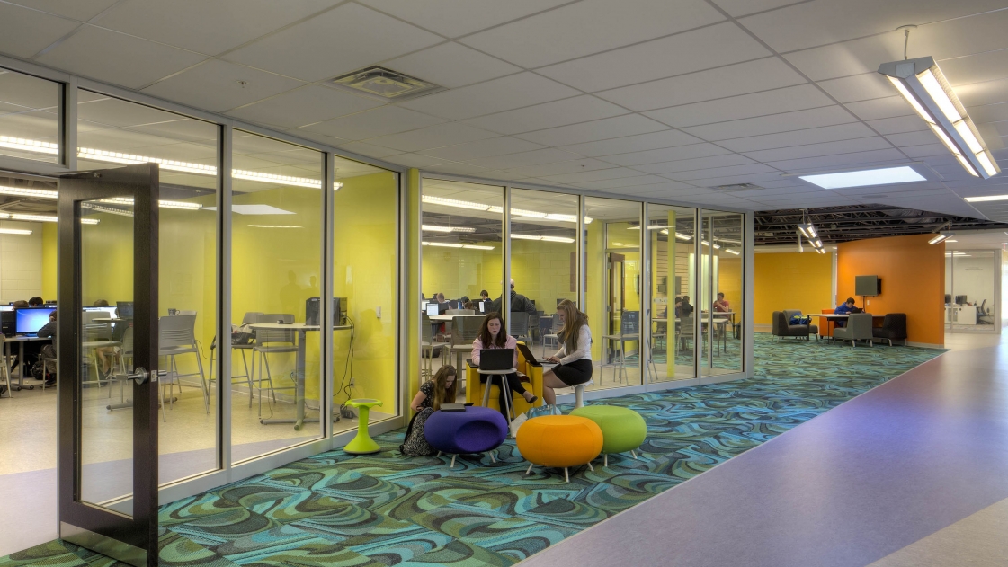 Student collaboration space at Marysville STEM High School 