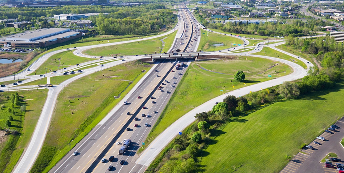 The Diverging Diamond Interchange located at Auburn Hills, MI’s I-75 and University Drive improves traffic flow and safety.