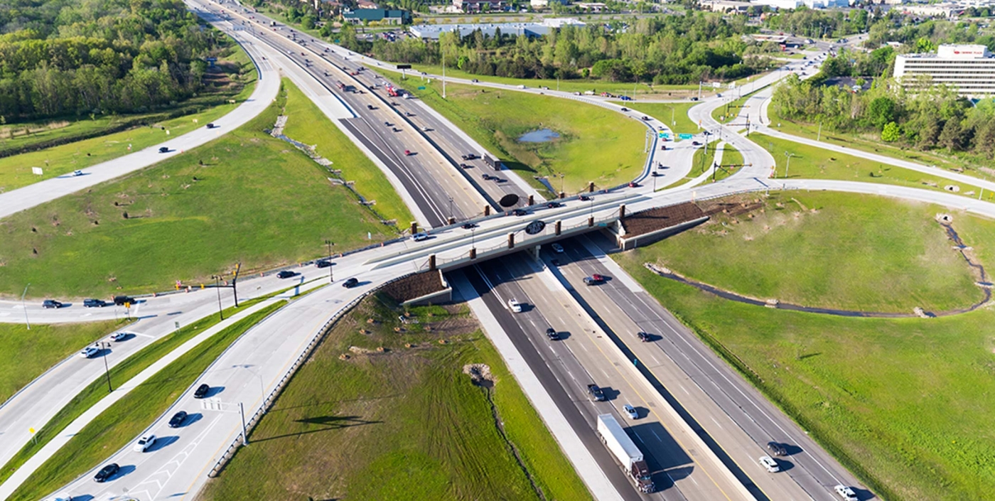 The Diverging Diamond Interchange located at Auburn Hills, MI’s I-75 and University Drive improves traffic flow and safety.