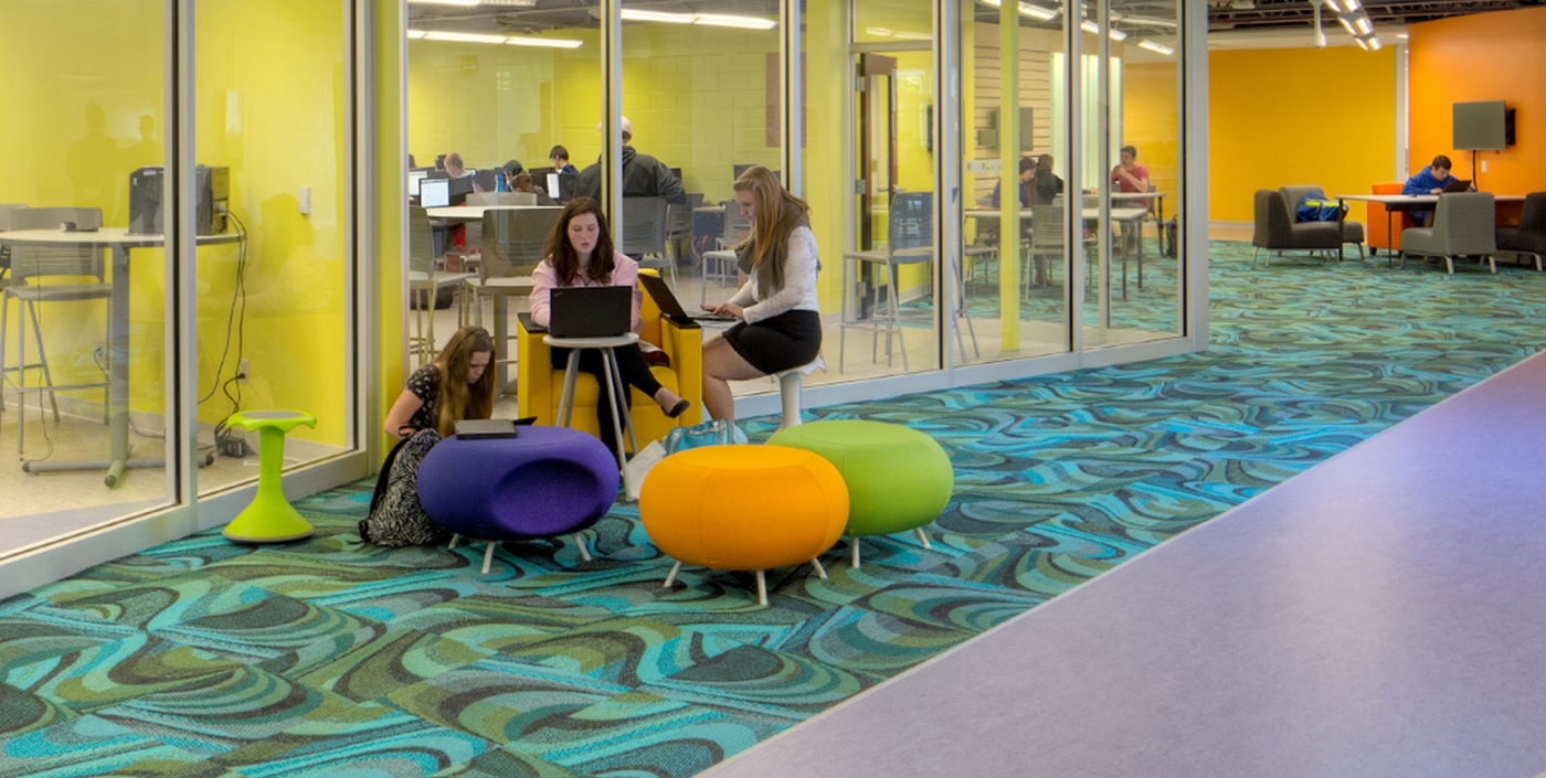 Small classrooms, reconfigurable furniture, and bright colors create a flexible learning environment at Marysville’s STEM High School, designed by OHM Advisors.