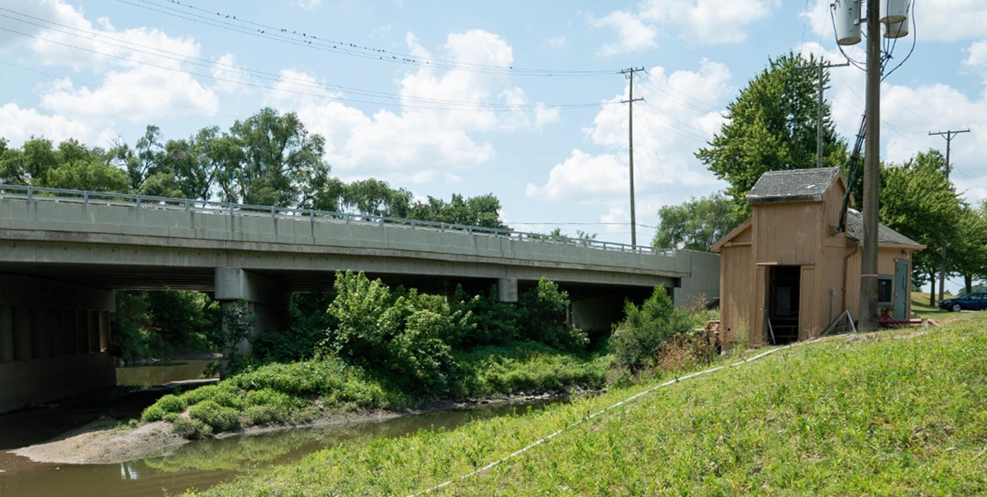 Clinton River Red Run monitoring shed