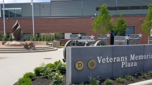 City of Delaware, Ohio, debuts Veterans Plaza, designed by OHM Advisors, during Memorial Day celebration.