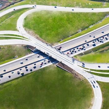 The Diverging Diamond Interchange located at Auburn Hills, MI’s I-75 and University Drive improves traffic flow and safety.