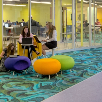 Small classrooms, reconfigurable furniture, and bright colors create a flexible learning environment at Marysville’s STEM High School, designed by OHM Advisors.