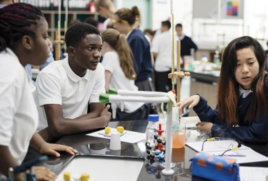 Teenagers in science lab, 21st-century learning