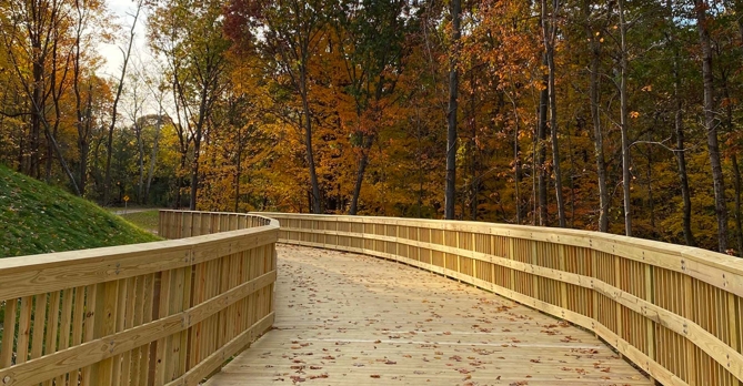 Looking west on Clarkston Regional Pathway boardwalk